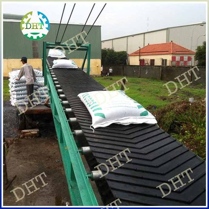 BĂNG TẢI CAO SU GÂN CHỮ V