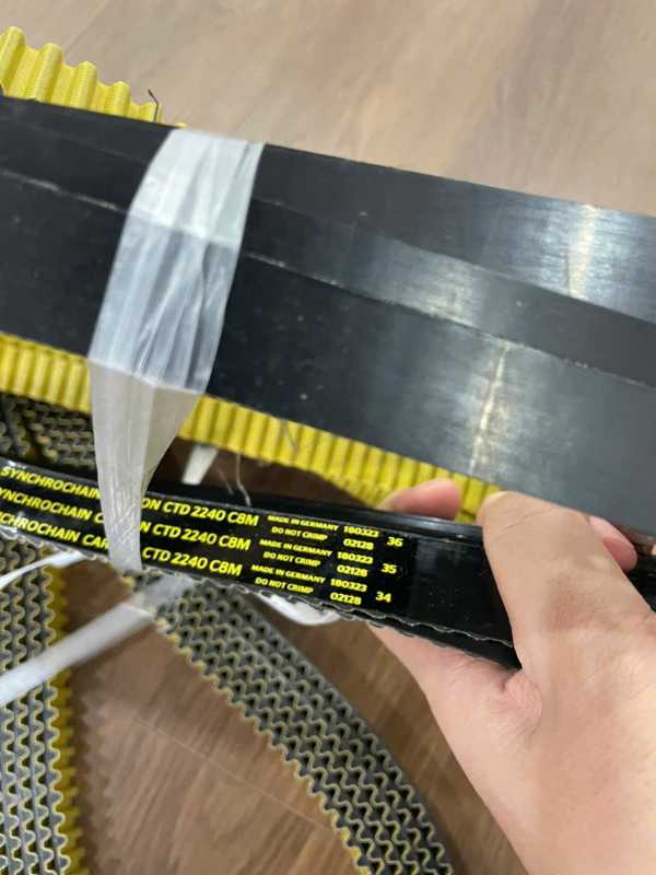 DÂY CUROA CONTINENTAL CONTITECH SYNCHROCHAIN CARBON CTD