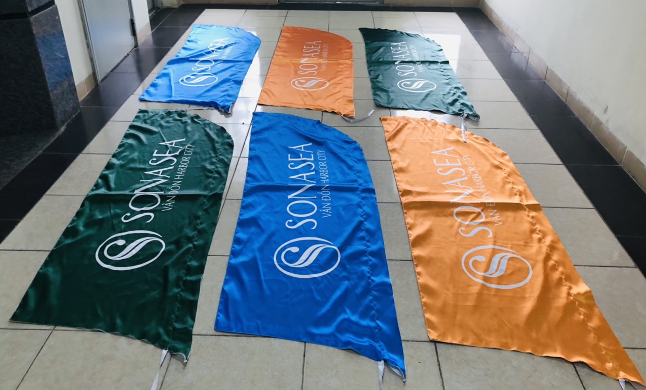 cờ quảng cáo, cờ phướn, cờ cánh buồm, cờ bãi biển
